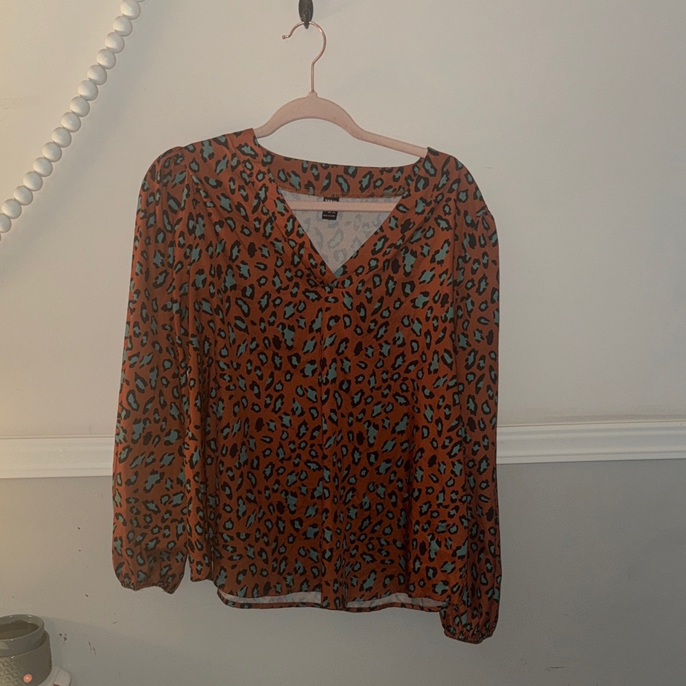 Leopard Print V-Neck Blouse
